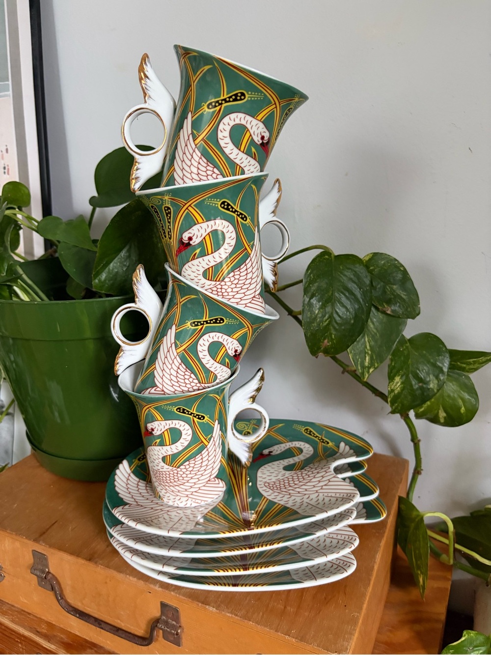 Vintage ‘Swans and Bullrush’ Cup & Saucer Set